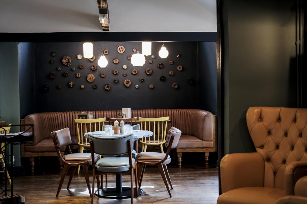Cromwell Arms Country Pub With Rooms Ромсі Екстер'єр фото