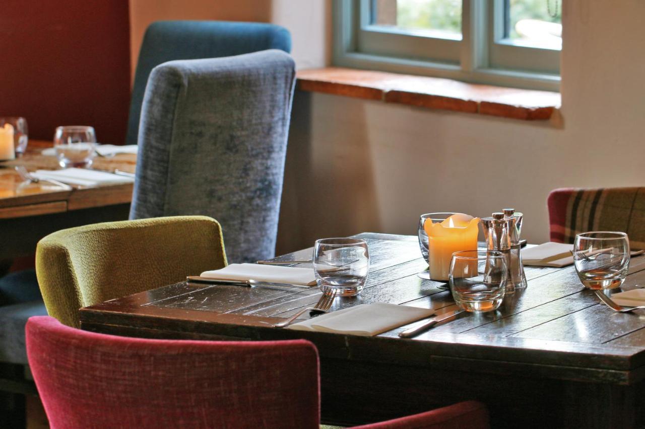 Cromwell Arms Country Pub With Rooms Ромсі Екстер'єр фото
