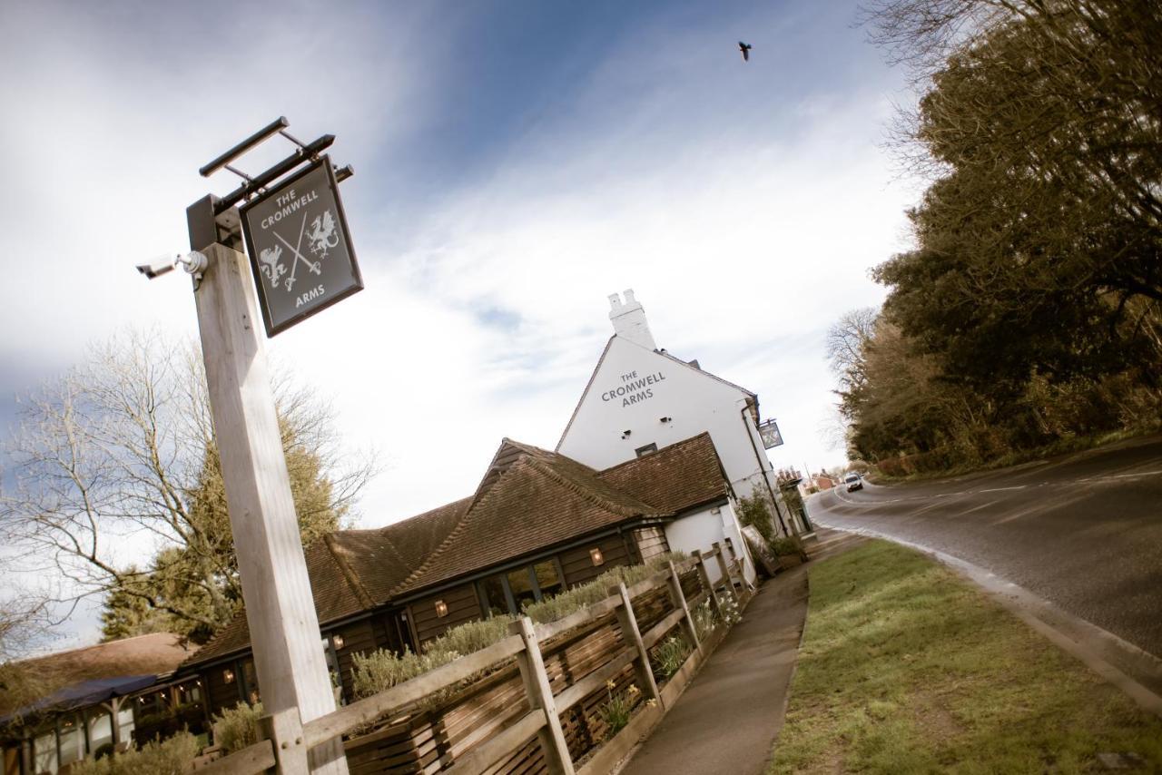 Cromwell Arms Country Pub With Rooms Ромсі Екстер'єр фото