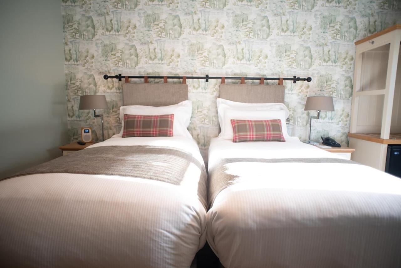Cromwell Arms Country Pub With Rooms Ромсі Екстер'єр фото