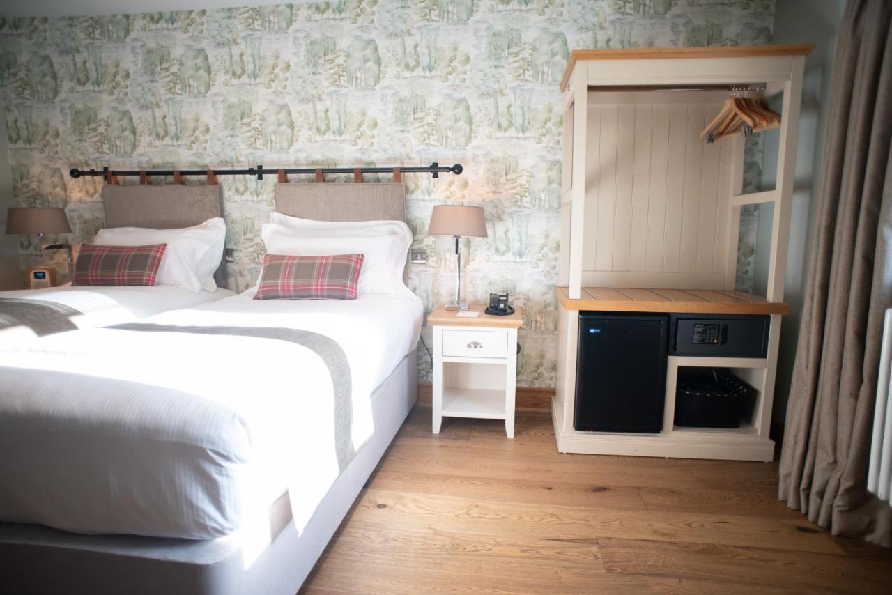 Cromwell Arms Country Pub With Rooms Ромсі Екстер'єр фото