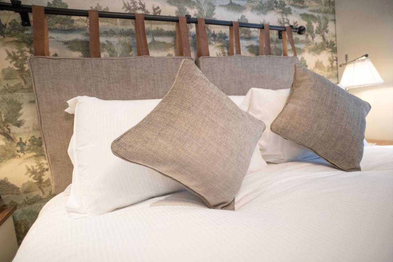 Cromwell Arms Country Pub With Rooms Ромсі Екстер'єр фото